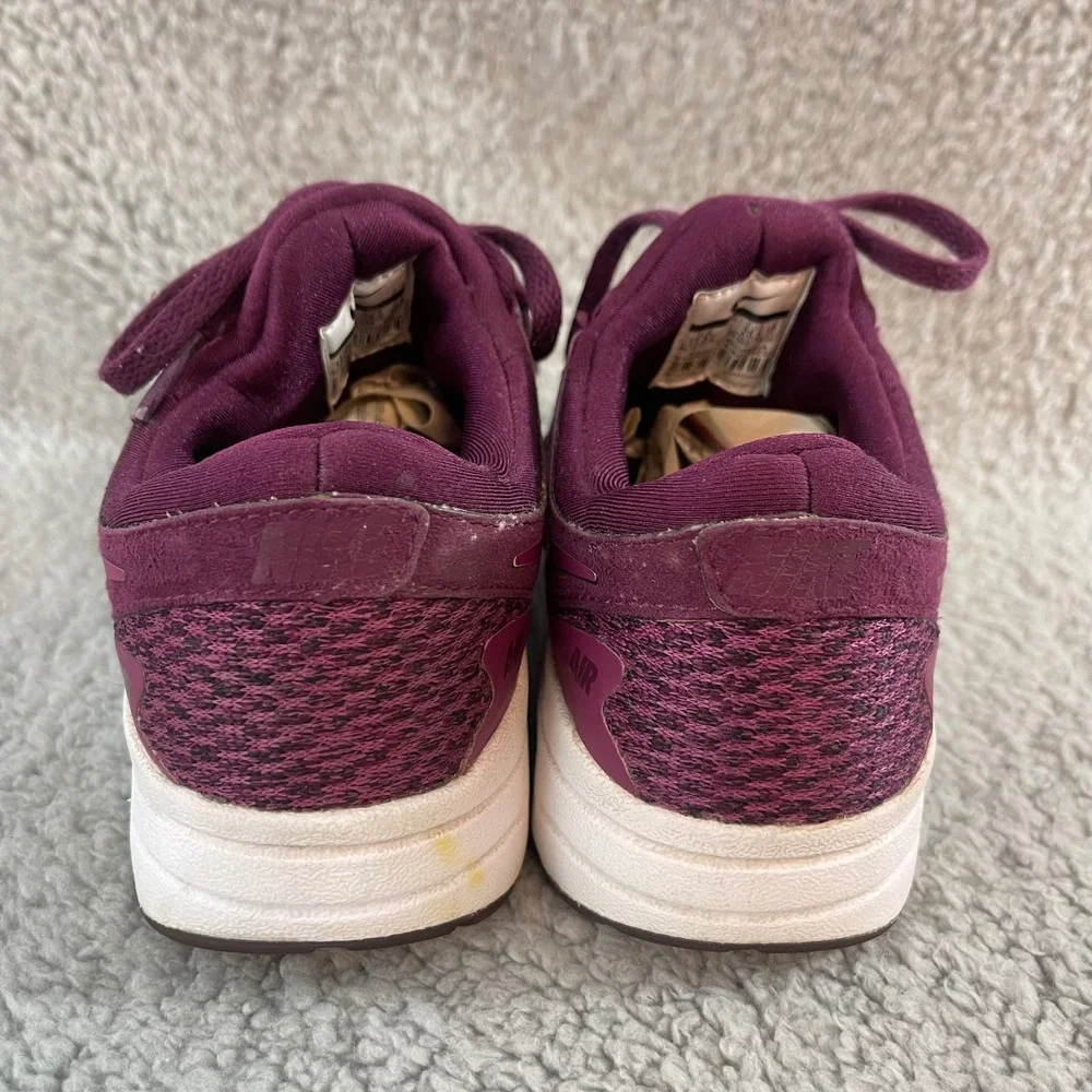 Nike Air Max Zero Kids‎ Toddler size 11.5c Purple Mesh Running Athletic Shoes